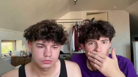 tombro1022 @ chaturbate on 20241022