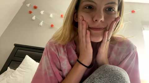 valnvlad101 @ chaturbate on 20241022