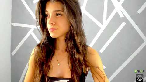 Media: babyaylin Chaturbate 2024-10-24 09:18:00