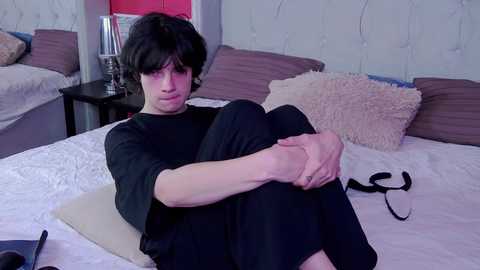 Media: iwillfall_ Chaturbate 2024-10-24 07:38:00