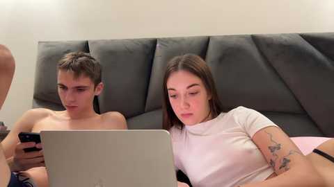 Media: luis7777hui Chaturbate 2024-10-24 17:02:00