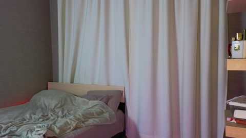 moonieessa @ chaturbate on 20241024