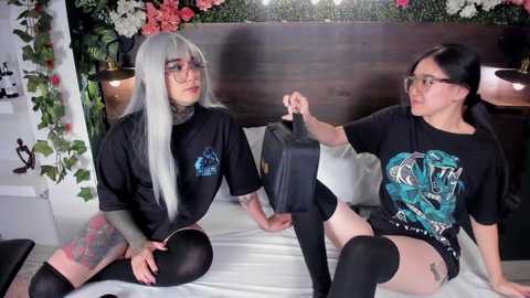 Media: jadeykhada Chaturbate 2024-10-25 02:46:00