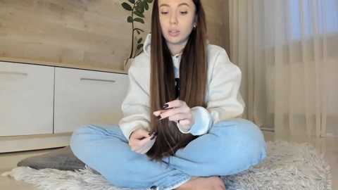 Media: meryfoxxx Chaturbate 2024-10-25 15:16:00