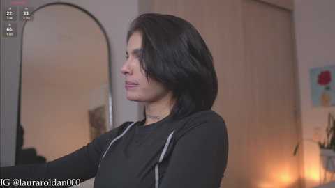 Media: laura_roldan Chaturbate 2024-10-26 00:32:00