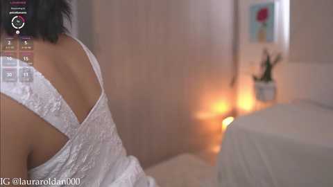 Media: laura_roldan Chaturbate 2024-10-26 14:19:00