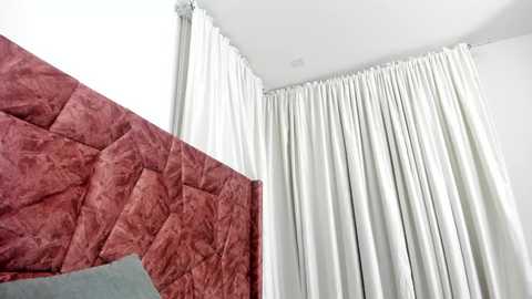 Media: luisa_eliza Chaturbate 2024-10-26 22:46:00