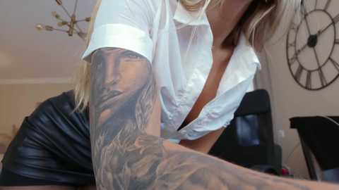 Media: your_poison_girl Chaturbate 2024-10-26 14:29:00