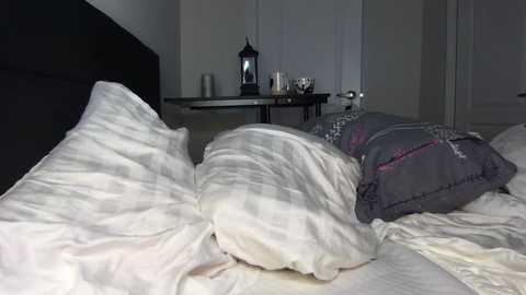 Media: annabisoux Chaturbate 2024-10-27 00:46:00