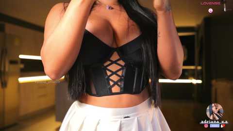Media: valeria_orozco Chaturbate 2024-10-27 01:00:00