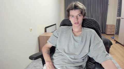guy_liam1 @ chaturbate on 20241028