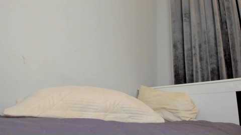 keeleychumley @ chaturbate on 20241028
