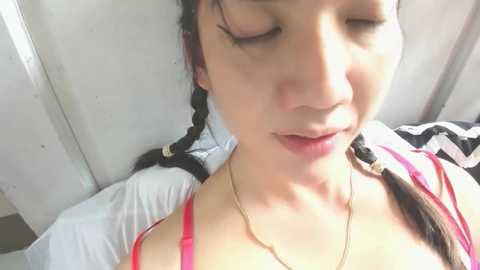 Media: xdreamangel Chaturbate 2024-10-28 05:08:00