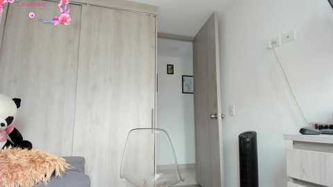 Media: abigail_w Chaturbate 2024-10-29 14:51:00
