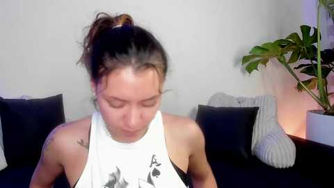 isa_laurentt @ chaturbate on 20241029