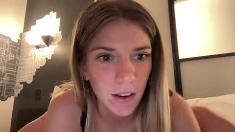 Media: oliviahansleyy Chaturbate 2024-10-29 04:30:00