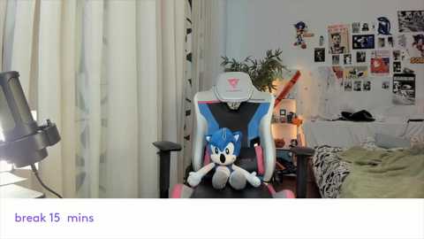 Media: vivian_qwerty Chaturbate 2024-10-30 06:58:00