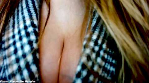 Media: x_lily_x Chaturbate 2024-10-30 00:02:00