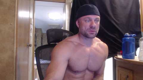 9fat_inches @ chaturbate on 20241031