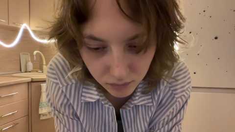 Media: holydori Chaturbate 2024-10-31 13:46:00