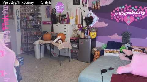 Media: pr3ttyp1nkpussy Chaturbate 2024-10-31 04:30:00