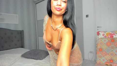 Media: _adelle Chaturbate 2024-11-01 18:52:00