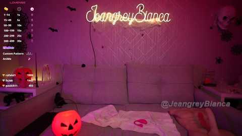 Media: jeangreybianca Chaturbate 2024-11-01 00:01:00