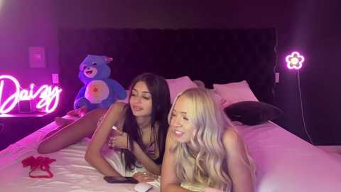 miagrayxx @ chaturbate on 20241103