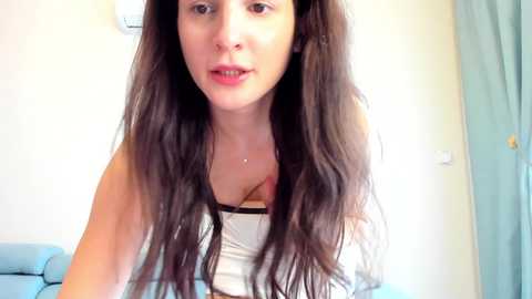Media: elaanna Chaturbate 2024-11-04 08:32:00