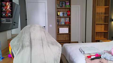Media: curvyjules69 Chaturbate 2024-11-05 17:58:00