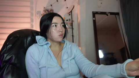 emma_johnson_ @ chaturbate on 20241105