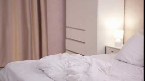 Media: villanelle_l Chaturbate 2024-11-05 16:13:00