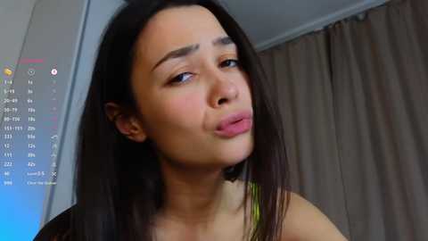 Media: a_p_p_l_e Chaturbate 2024-11-06 12:27:00