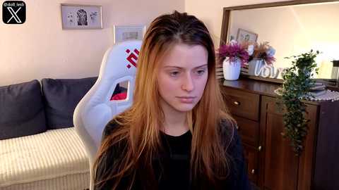 Media: doll_lesli Chaturbate 2024-11-06 18:55:00