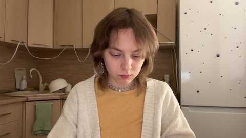 Media: holydori Chaturbate 2024-11-06 16:42:00