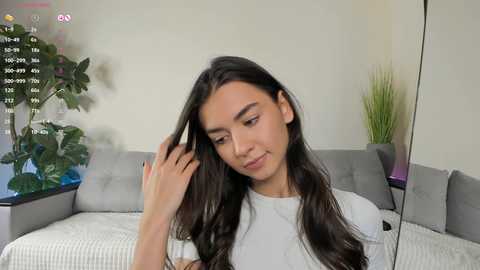 Media: nicoleluuv Chaturbate 2024-11-06 16:24:00