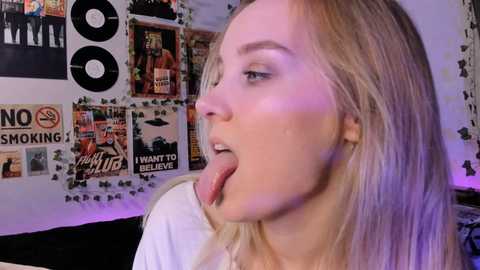 Media: darleneferran Chaturbate 2024-11-07 03:02:00