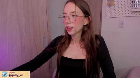 Media: jelly_w5 Chaturbate 2024-11-07 18:49:00
