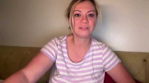 Media: kiradivine Chaturbate 2024-11-07 19:28:00