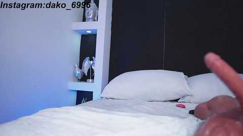 Media: dakota_leex Chaturbate 2024-11-08 03:37:00