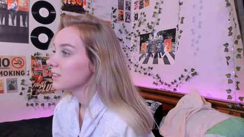 Media: darleneferran Chaturbate 2024-11-08 03:50:00