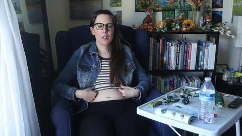Media: ellynaomi Chaturbate 2024-11-08 17:03:00
