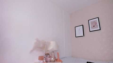 Media: hellen_coy Chaturbate 2024-11-08 19:00:00