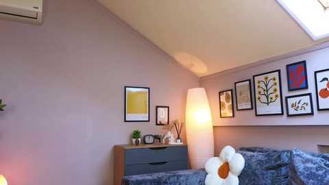 Media: kira_lee_ Chaturbate 2024-11-09 11:56:00