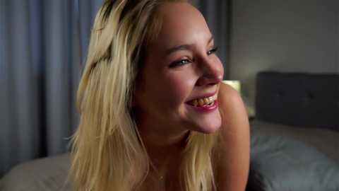 Media: lipswithsmileonthem Chaturbate 2024-11-09 05:25:00
