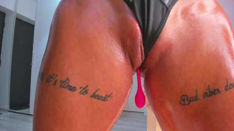 Media: eves_bodyxxx Chaturbate 2024-11-10 09:40:00