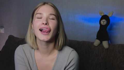 nicole_w00 @ chaturbate on 20241110