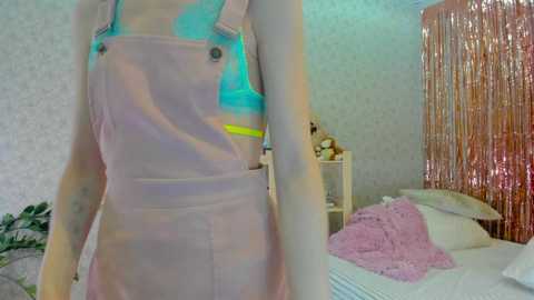 Media: crystalnut Chaturbate 2024-11-11 05:05:00