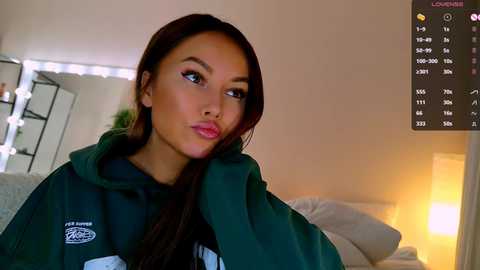Media: im_milla Chaturbate 2024-11-11 20:38:00