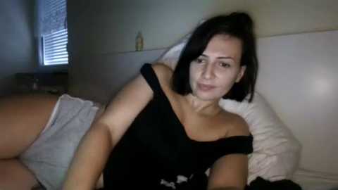 Media: lenadalia Chaturbate 2024-11-11 14:43:00